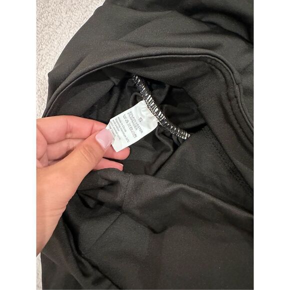 Black legging , butt lifting scrunched in back size S - Picture 4 of 6